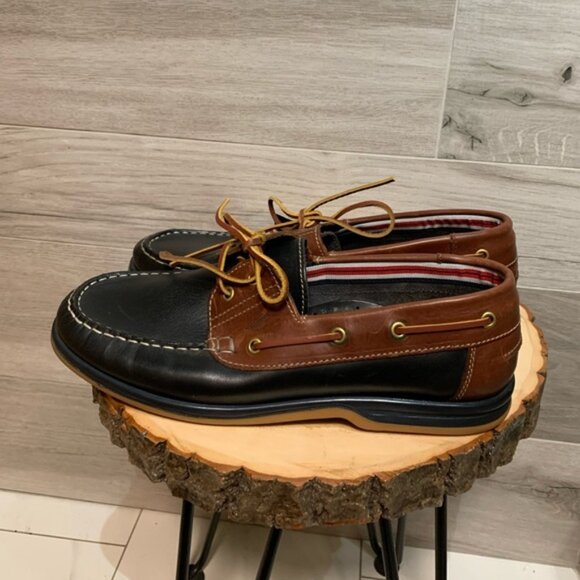 Brand New! Daniel Hechter Paris Mens navy  &  brown leather deck shoes size 12.5 - Picture 3 of 8